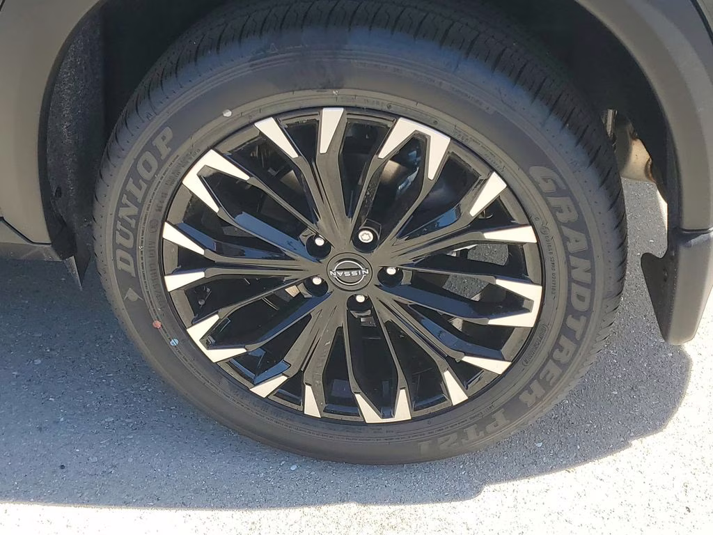 2026 Obsidian Green Nissan Rogue Dark Armor FWD SUV