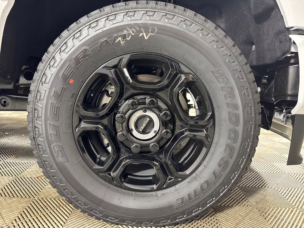 2026 Oxford White Ford Super Duty F-250 SRW STX 4X4 Truck