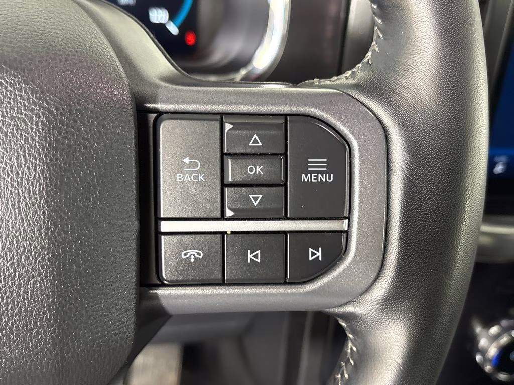 2023 Agate Black Metallic Ford F-150 Lariat 4X4 Truck