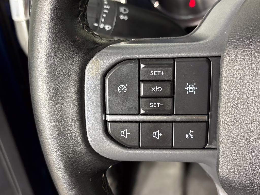 2023 Atlas Blue Metallic Ford F-150 XLT 4X4 Truck