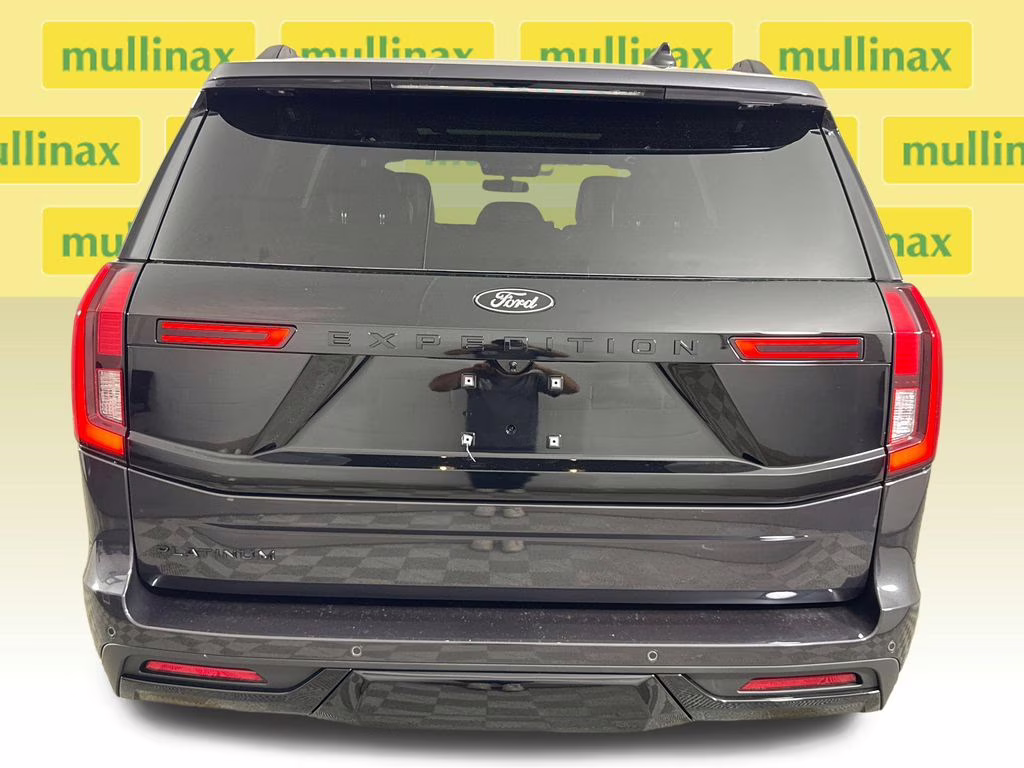 2026 Dark Matter Gray Metallic Ford Expedition Platinum 4X4 SUV