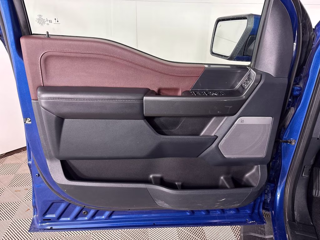 2023 Atlas Blue Metallic Ford F-150 Lariat 4X4 Truck