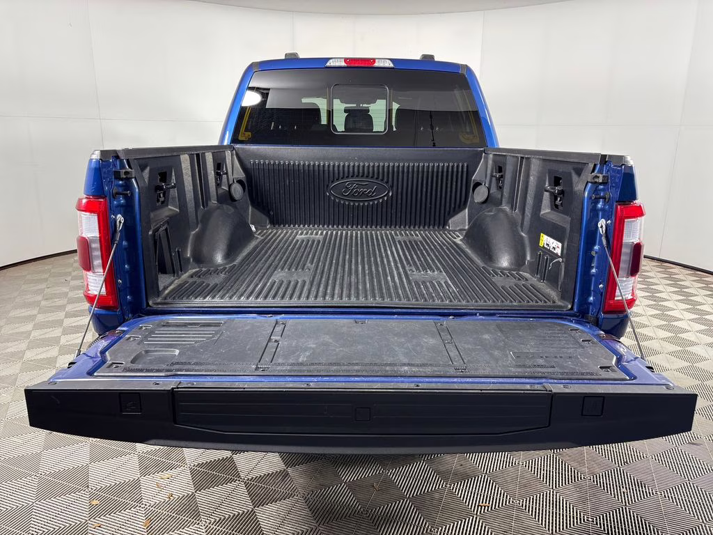 2023 Atlas Blue Metallic Ford F-150 Lariat 4X4 Truck