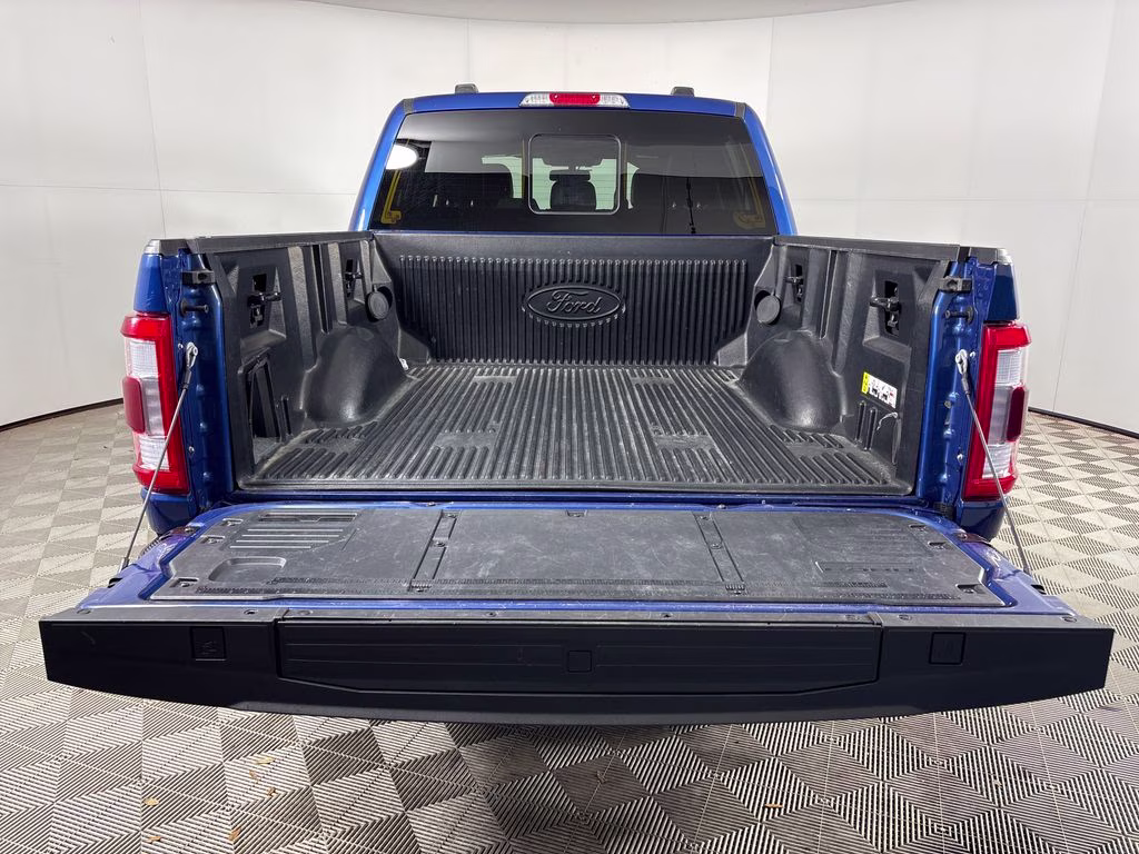 2023 Atlas Blue Metallic Ford F-150 Lariat 4X4 Truck