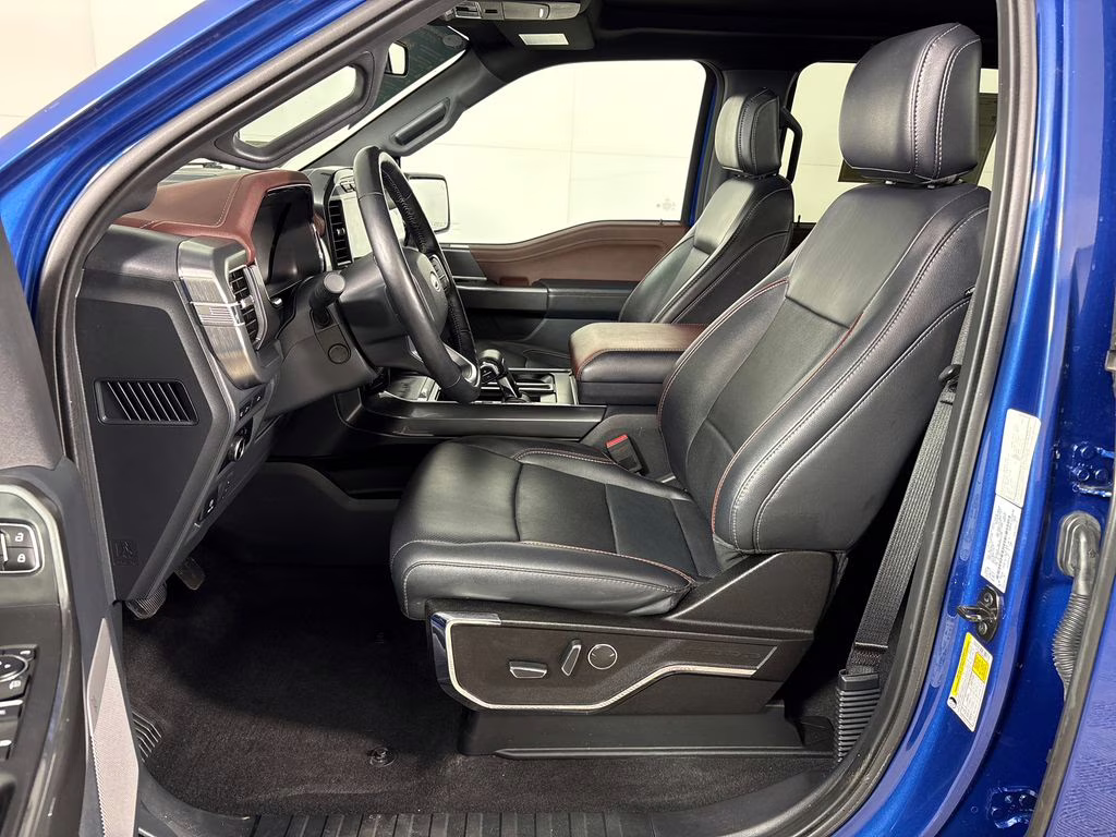 2023 Atlas Blue Metallic Ford F-150 Lariat 4X4 Truck