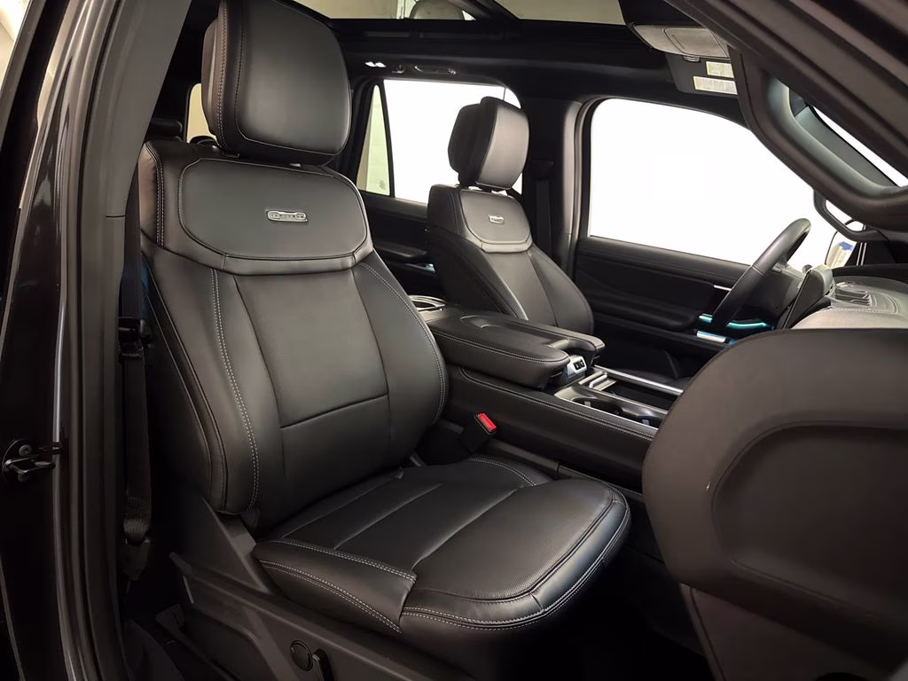 2026 Dark Matter Gra Ford Expedition Platinum 4X4 SUV