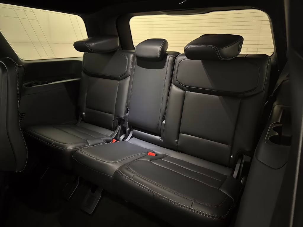 2026 Dark Matter Gray Metallic Ford Expedition Platinum 4X4 SUV