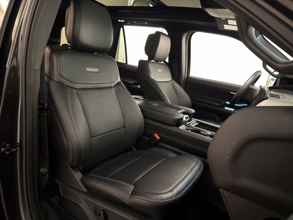 2026 Dark Matter Gray Metallic Ford Expedition Platinum 4X4 SUV