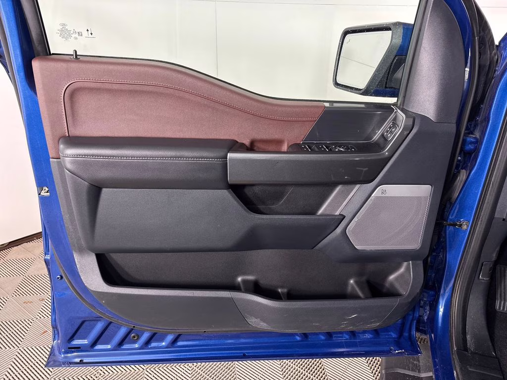 2023 Atlas Blue Metallic Ford F-150 Lariat 4X4 Truck