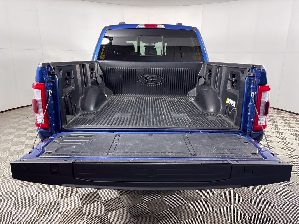 2023 Atlas Blue Metallic Ford F-150 Lariat 4X4 Truck