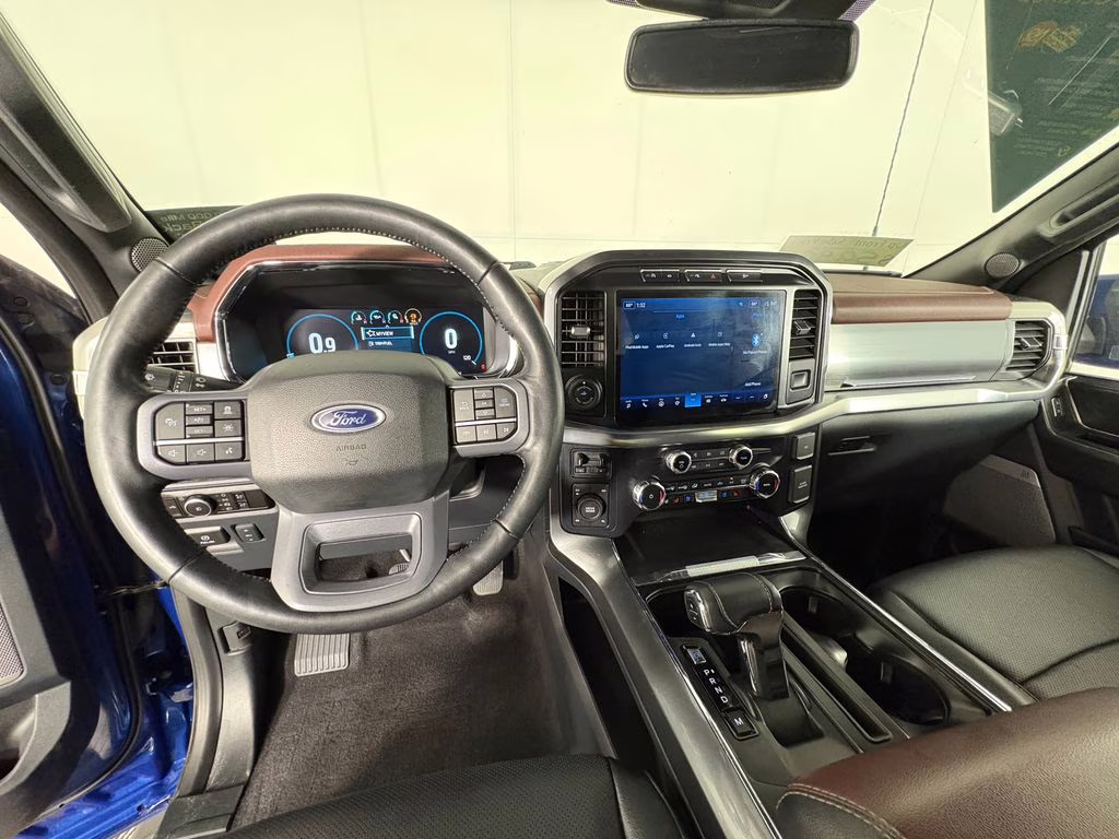 2023 Atlas Blue Metallic Ford F-150 Lariat 4X4 Truck