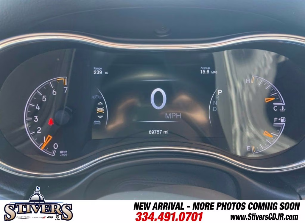 2019 Diamond Black Crystal Pearlcoat Jeep Grand Cherokee Limited 4X4 SUV