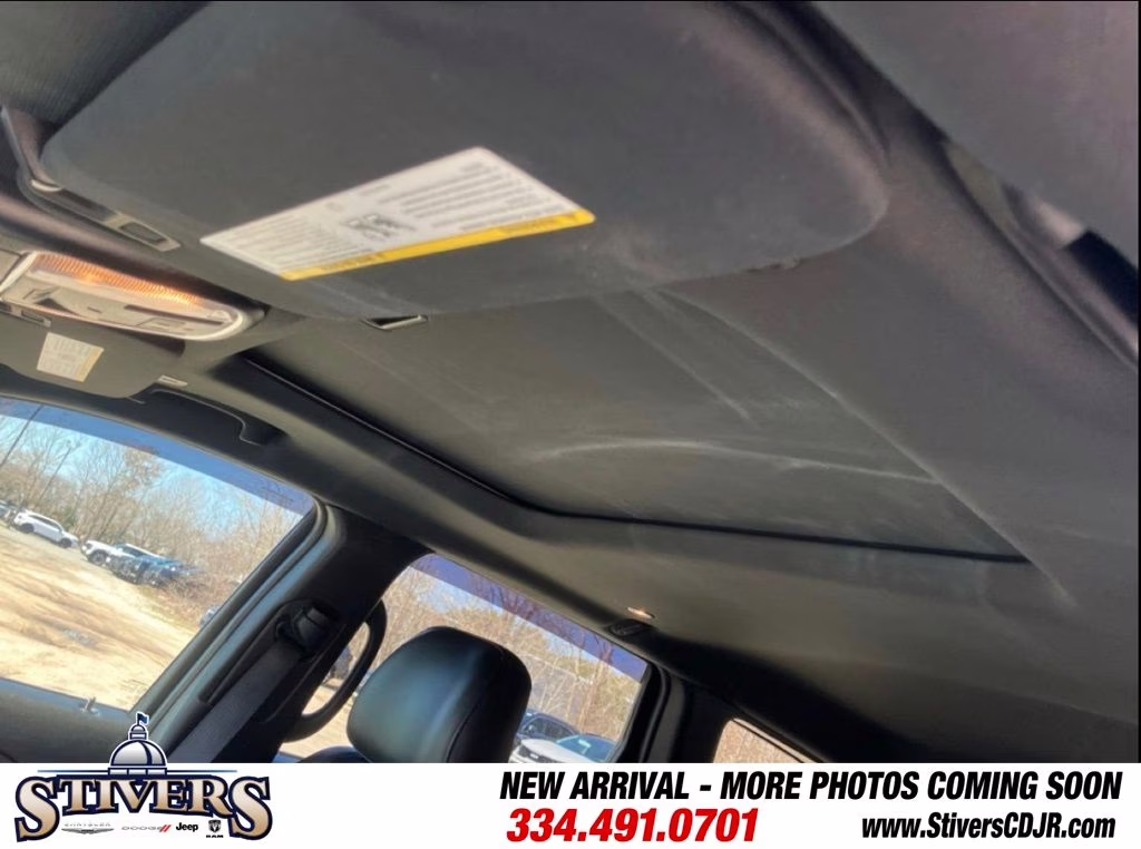 2019 Diamond Black Crystal Pearlcoat Jeep Grand Cherokee Limited 4X4 SUV