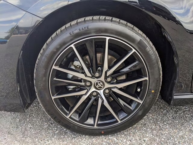 2024 Midnight Black Metallic Toyota Camry SE FWD Sedan