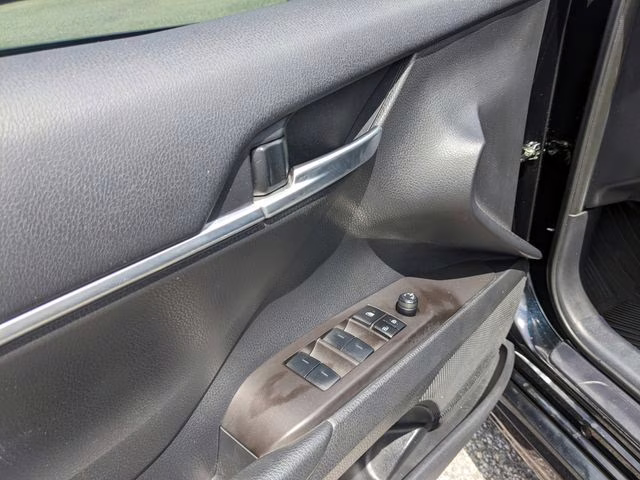 2024 Midnight Black Metallic Toyota Camry SE FWD Sedan