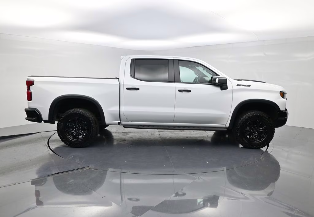 2025 Summit White Chevrolet Silverado 1500 ZR2 4X4 Truck