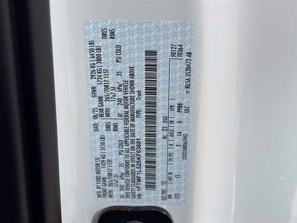 2025 Oxford White Ford F-150 XL 4X4 Truck