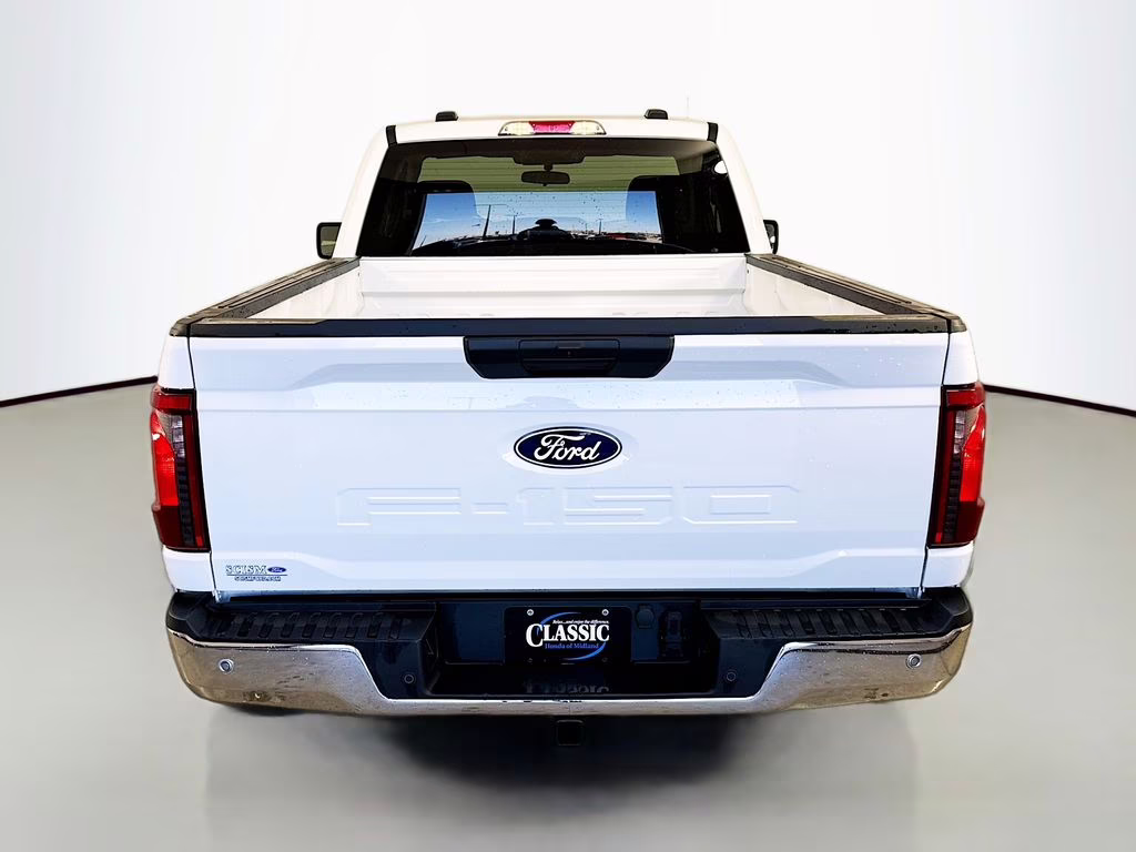 2025 Oxford White Ford F-150 XL 4X4 Truck