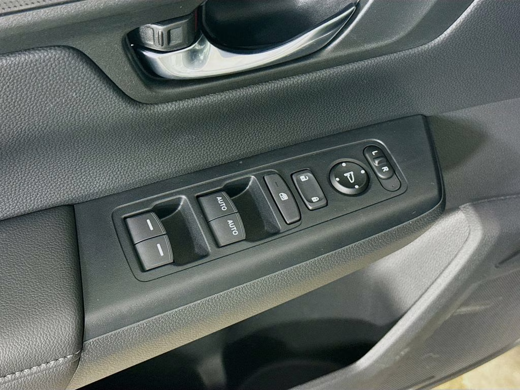 2026 Platinum White Pearl Honda CR-V EX FWD SUV