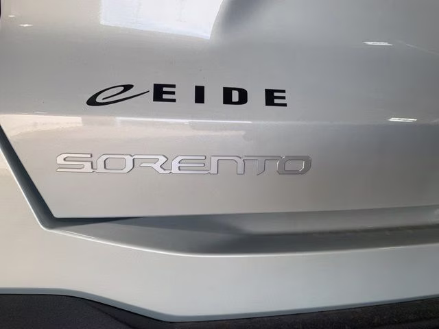 2026 Ivory Silver Kia Sorento S AWD SUV