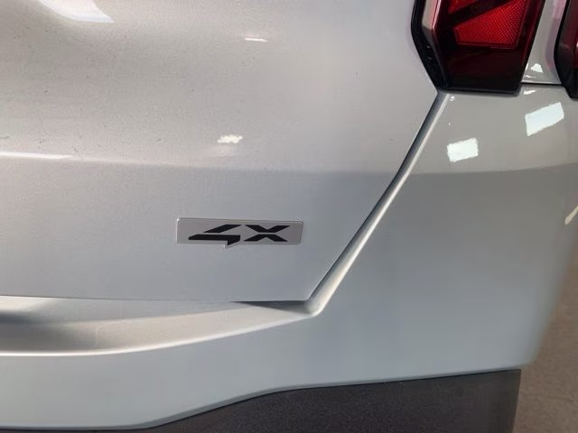 2026 Ivory Silver Kia Sorento S AWD SUV