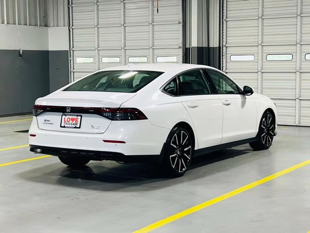 2023 White Honda Accord Hybrid Touring FWD Sedan