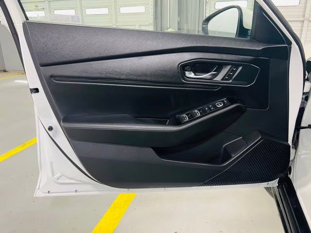 2023 White Honda Accord Hybrid Touring FWD Sedan