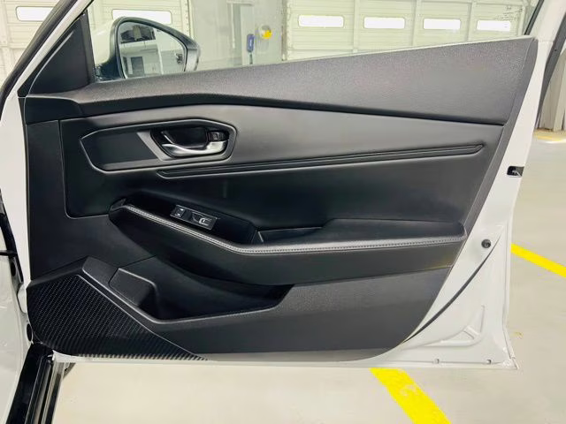2023 White Honda Accord Hybrid Touring FWD Sedan