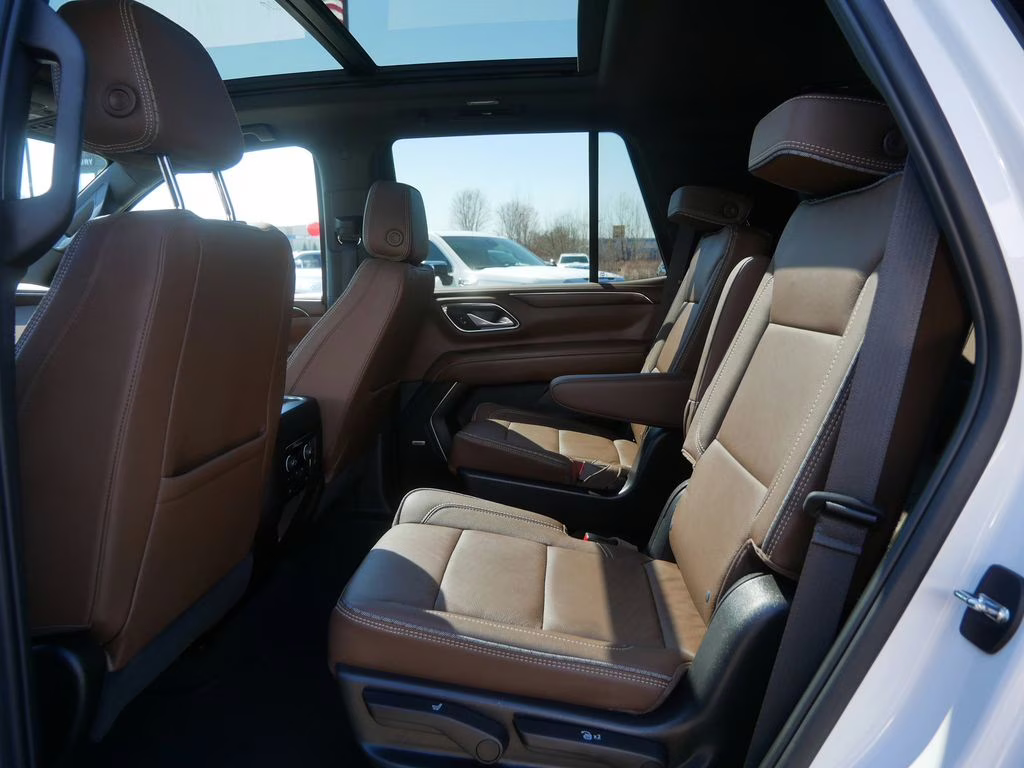 2022 Iridescent Pearl Tricoat Chevrolet Tahoe High Country 4X4 SUV