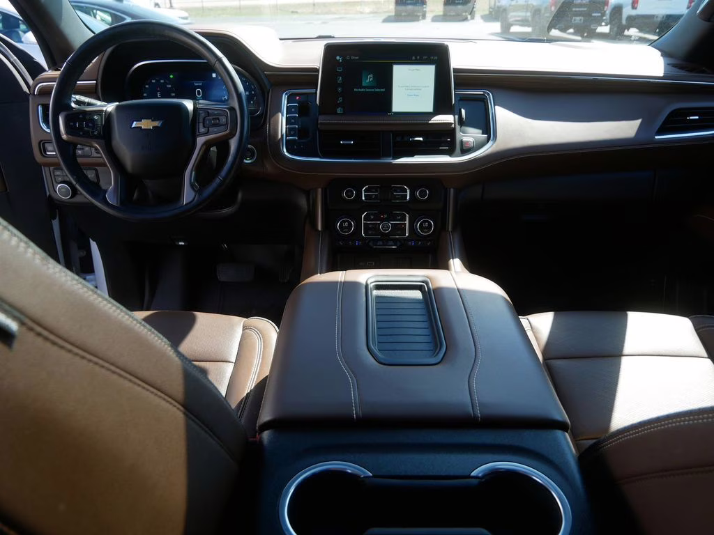 2022 Iridescent Pearl Tricoat Chevrolet Tahoe High Country 4X4 SUV