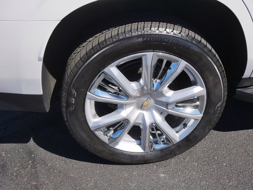 2022 Iridescent Pearl Tricoat Chevrolet Tahoe High Country 4X4 SUV