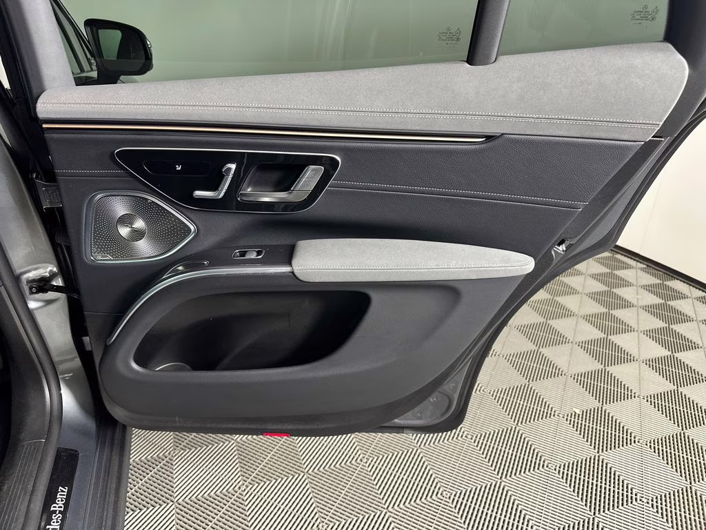 2023 Selenite Gray Metallic Mercedes-Benz EQS 450 AWD SUV