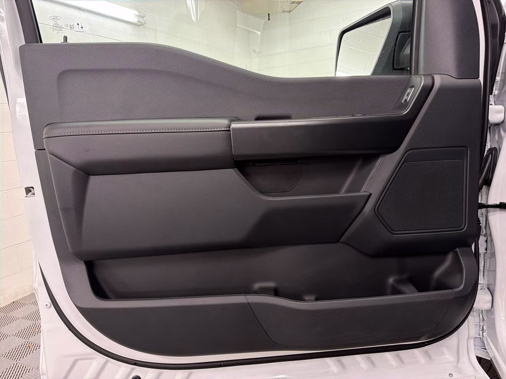 2026 OXFORD WHITE Ford F-150 STX RWD Truck