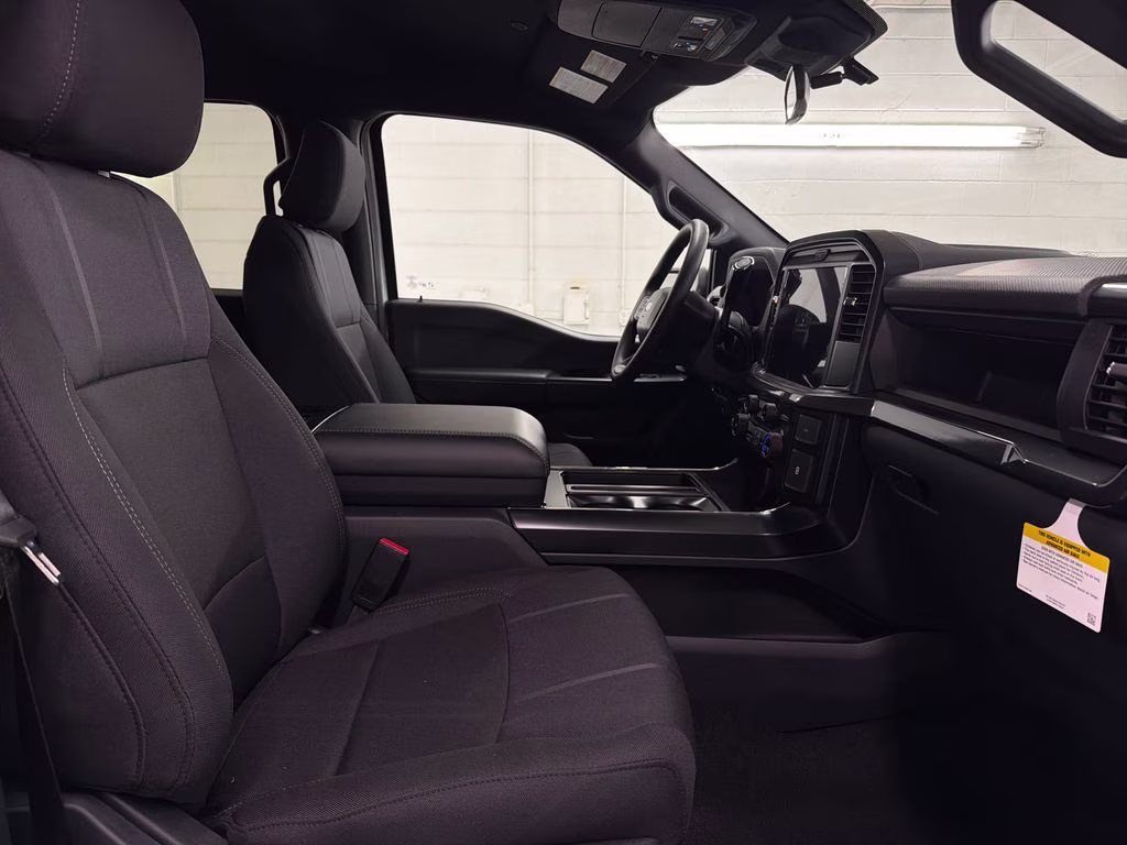 2026 OXFORD WHITE Ford F-150 STX RWD Truck