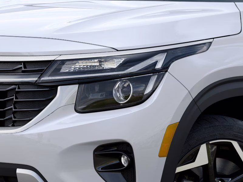 2026 Snow White Pearl Kia Seltos S AWD SUV