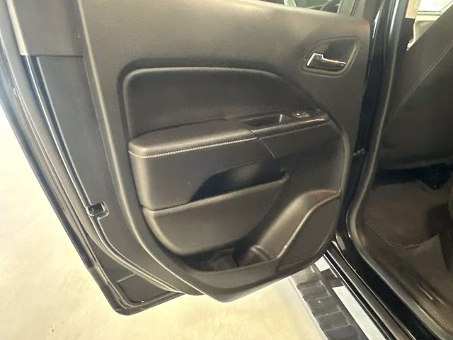 2022 Onyx Black GMC Canyon Elevation 4X4 Truck