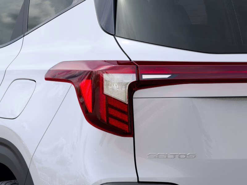 2026 Snow White Pearl Kia Seltos S AWD SUV