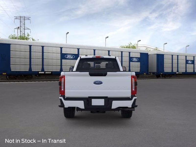 2026 Oxford White Ford Super Duty F-250 SRW XL 4X4 Truck