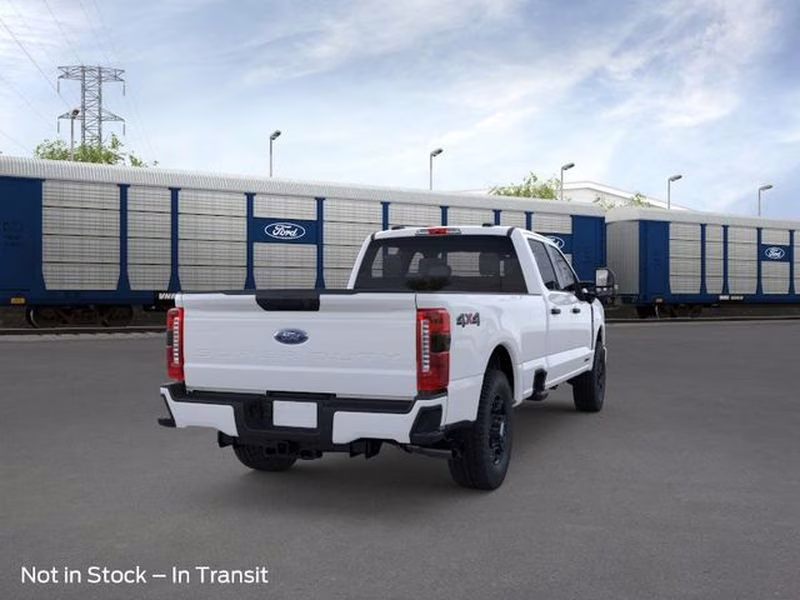 2026 Oxford White Ford Super Duty F-250 SRW XL 4X4 Truck