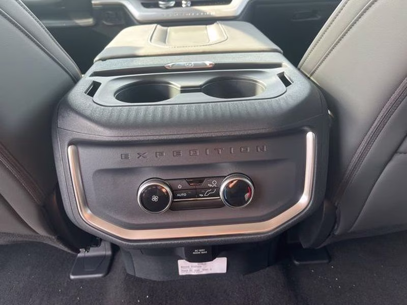 2026 Oxford White Ford Expedition Active RWD SUV