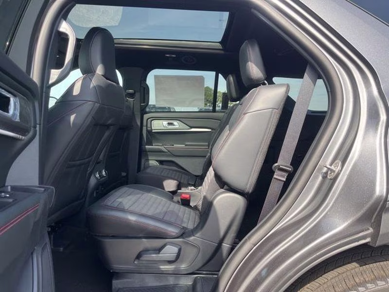 2026 Carbonized Gray Metallic Ford Explorer ST-Line 4X4 SUV