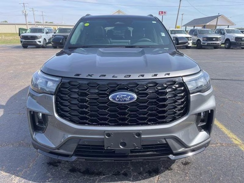 2026 Carbonized Gray Metallic Ford Explorer ST-Line 4X4 SUV