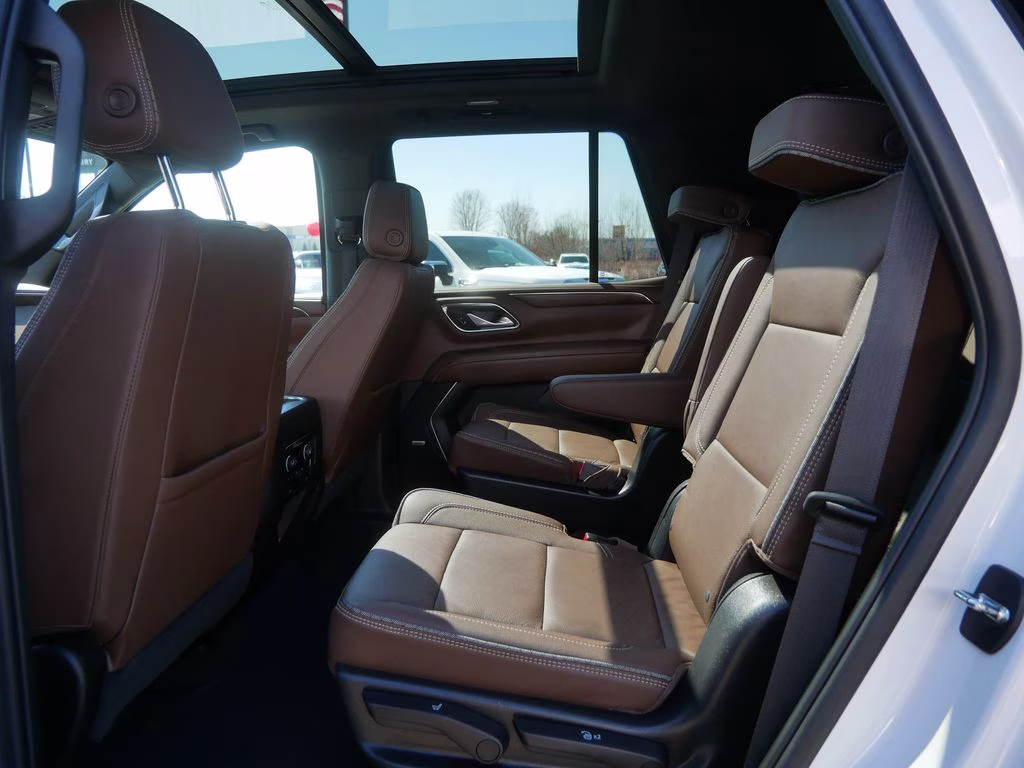 2022 Iridescent Pearl Tricoat Chevrolet Tahoe High Country 4X4 SUV