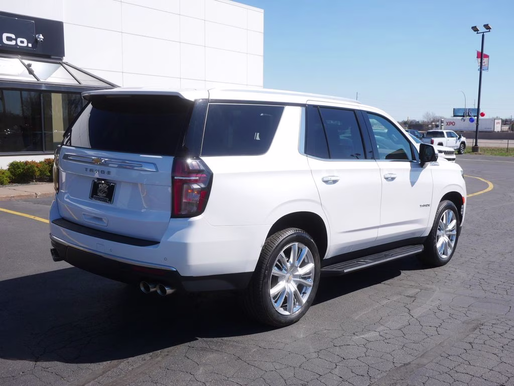 2022 Iridescent Pearl Tricoat Chevrolet Tahoe High Country 4X4 SUV