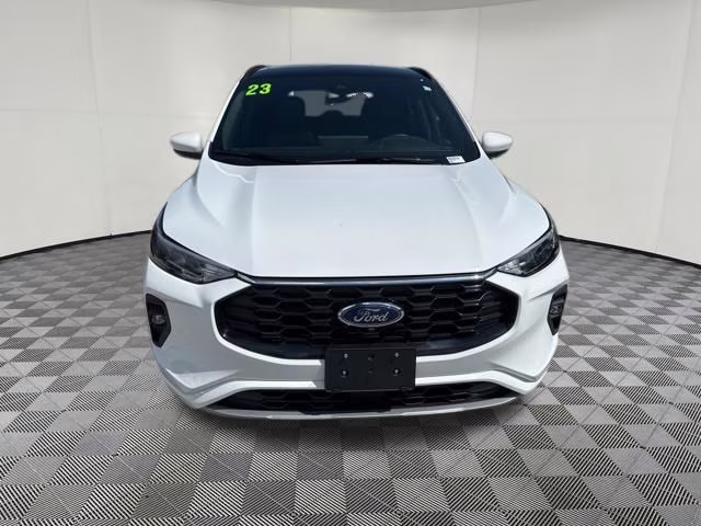 2023 Oxford White Ford Escape ST-Line Select AWD SUV