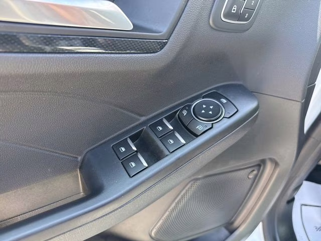 2023 Oxford White Ford Escape ST-Line Select AWD SUV