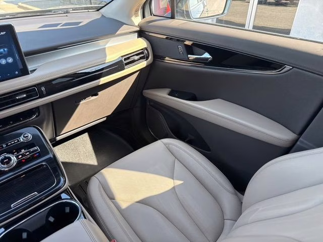 2022 Flight Blue Metallic Clearcoat Lincoln Nautilus Standard AWD SUV
