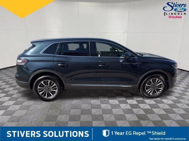2022 Flight Blue Metallic Clearcoat Lincoln Nautilus Standard AWD SUV