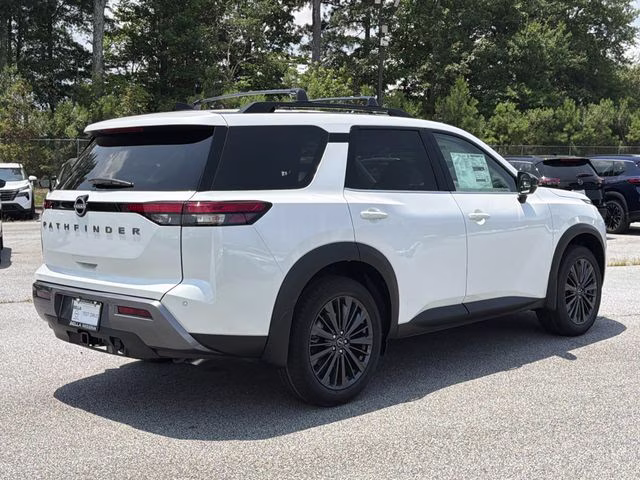 2026 Everest White Pearl Tricoat Nissan Pathfinder SL FWD SUV