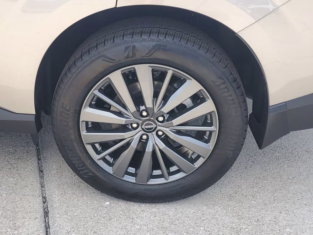 2026 Champagne Silver Metallic Nissan Murano SL AWD SUV